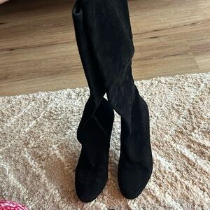 Louboutin black suede stilleto boots 37
